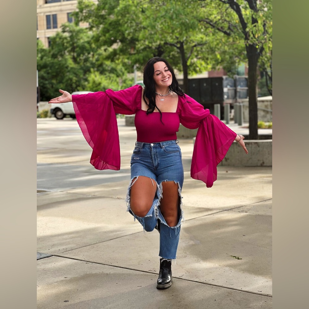 Meet your Posher, Ambria